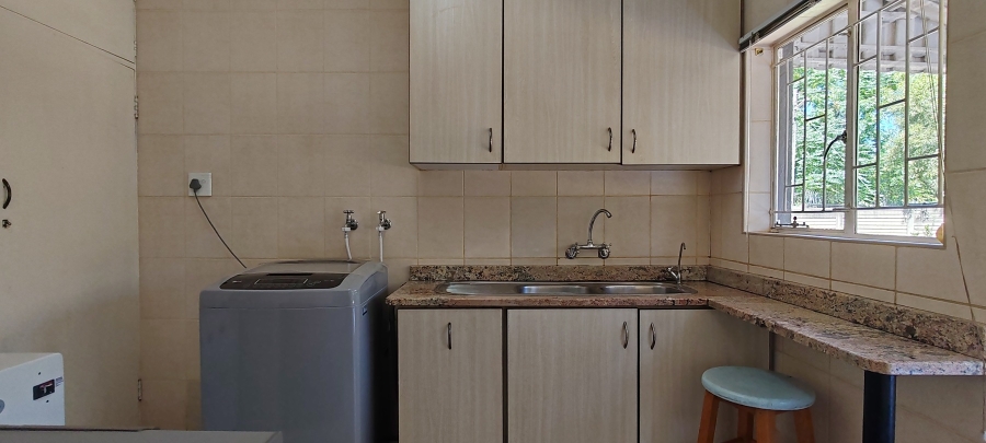 5 Bedroom Property for Sale in Parys Free State